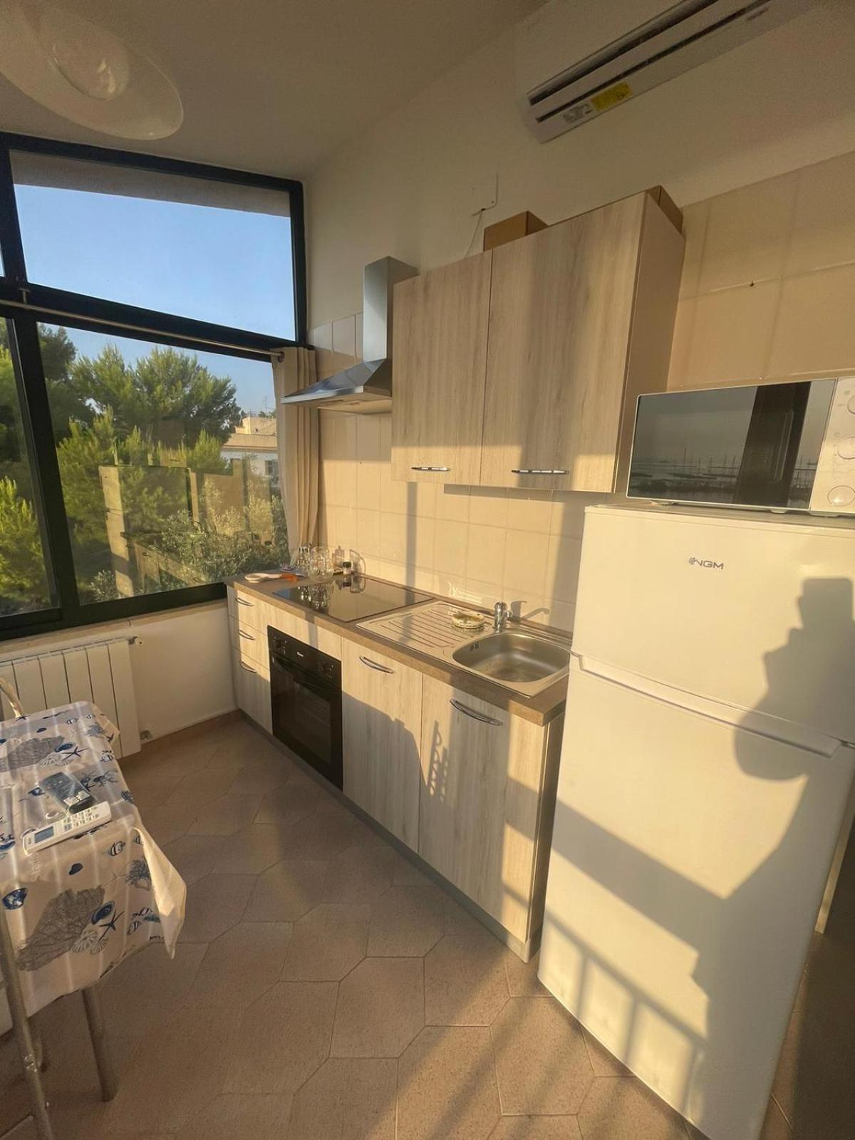 Besanvito - Sea Apartments Tarente Extérieur photo